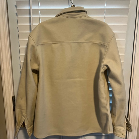 Cream shacket - Picture 2 of 2